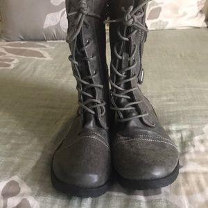 EUC faux lace up ankle boots